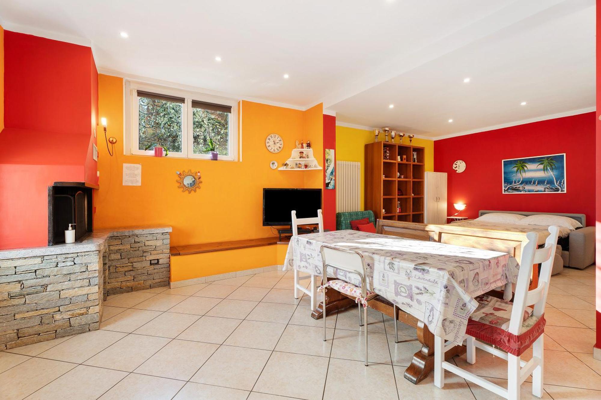 Casa Bella Apartment Intra Luaran gambar